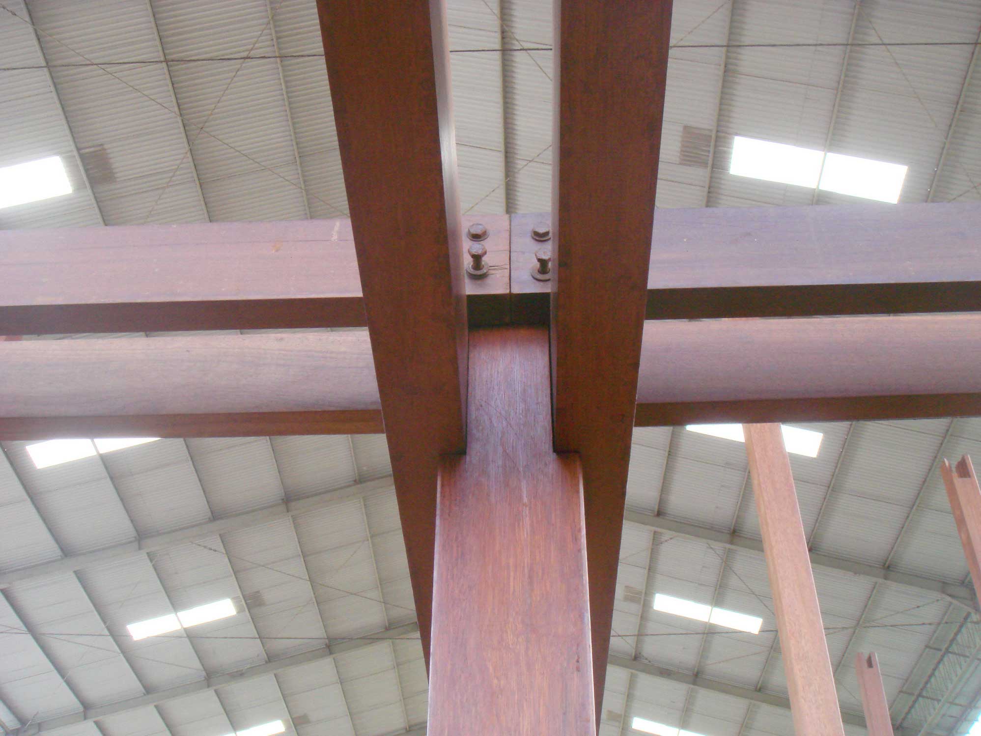 hardwood_post_and_beam_homes_03