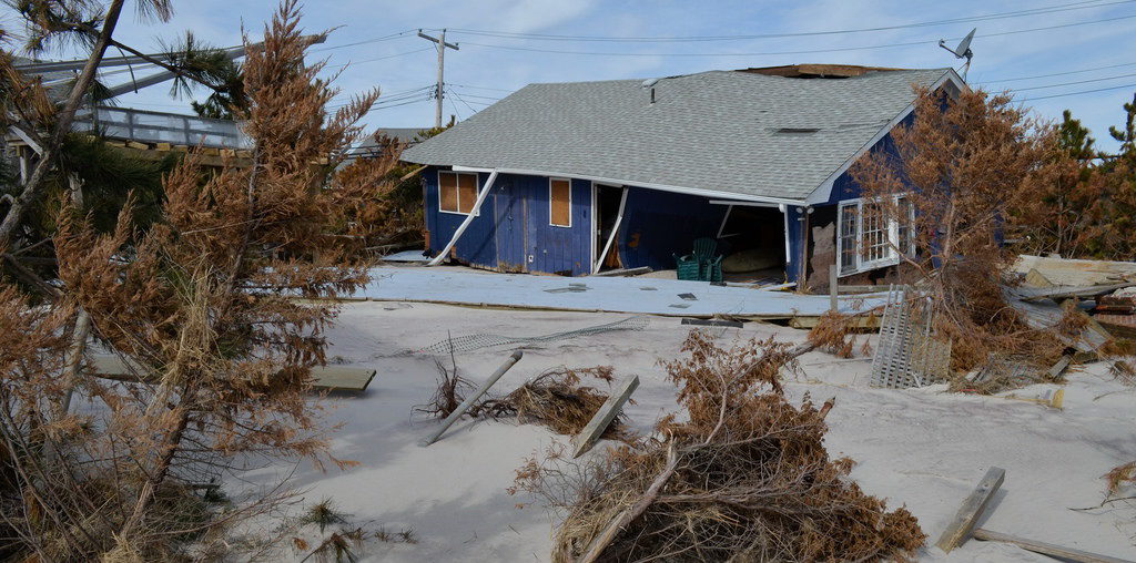 Hurricane resistant homes